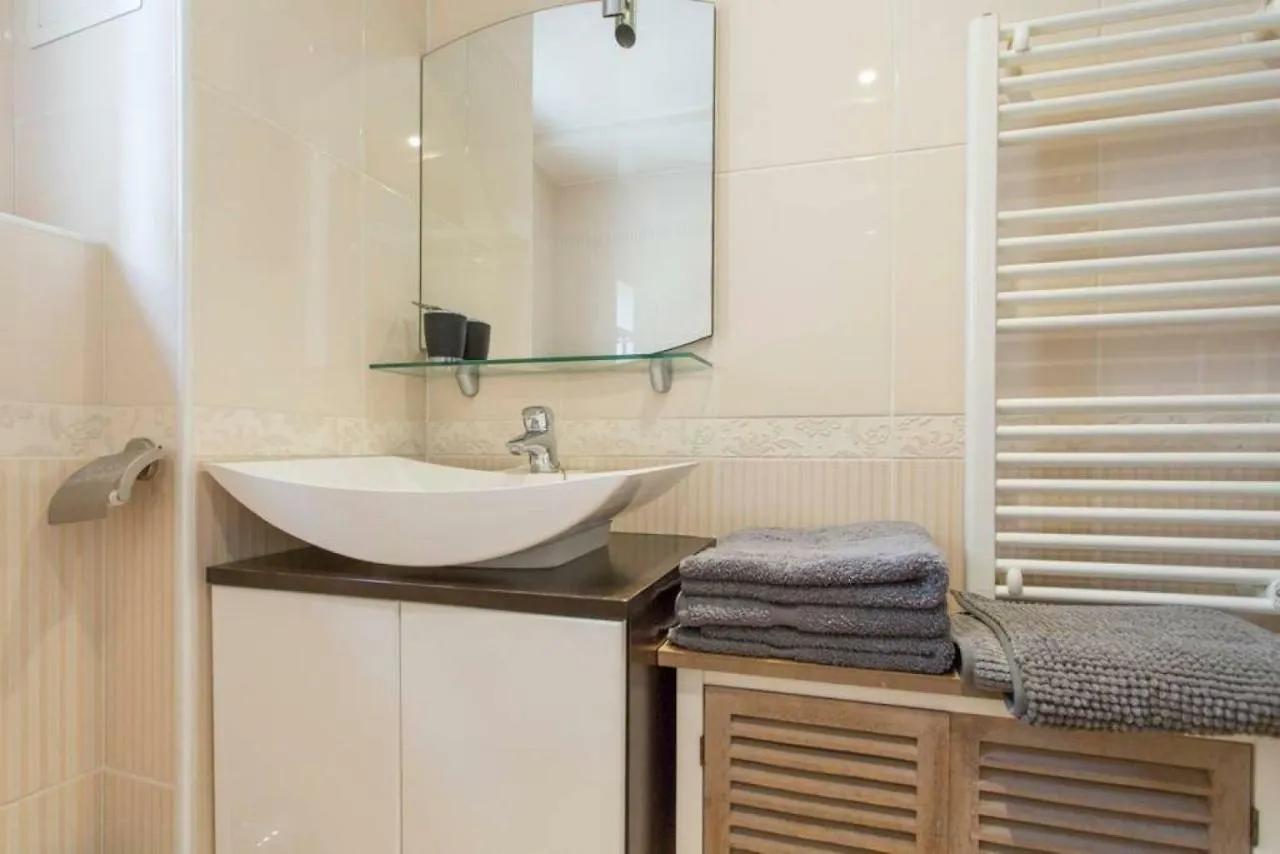 Appartement Luxurious Duplex - Top Of Montmartre Parijs